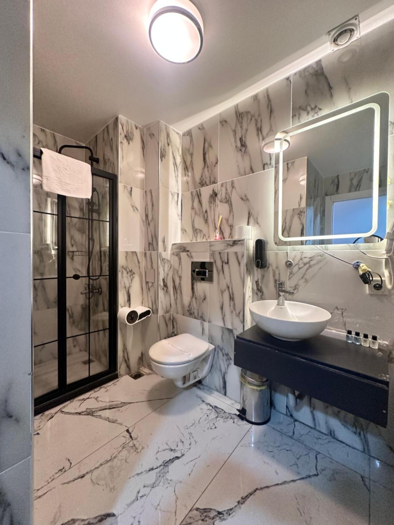Taksim Cetinkaya Suite Istanbul Exteriör bild